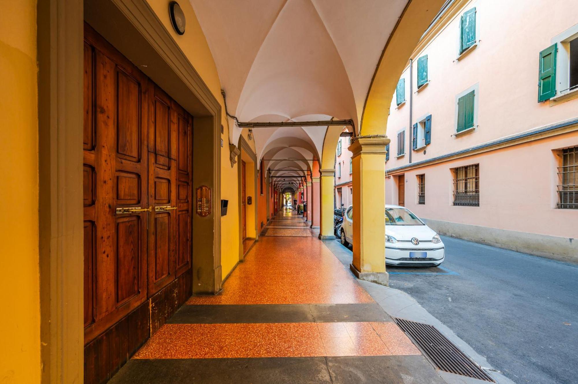 Ferienwohnung Sui Tetti Di Bologna Centro, Casa Dei Colori Exterior foto